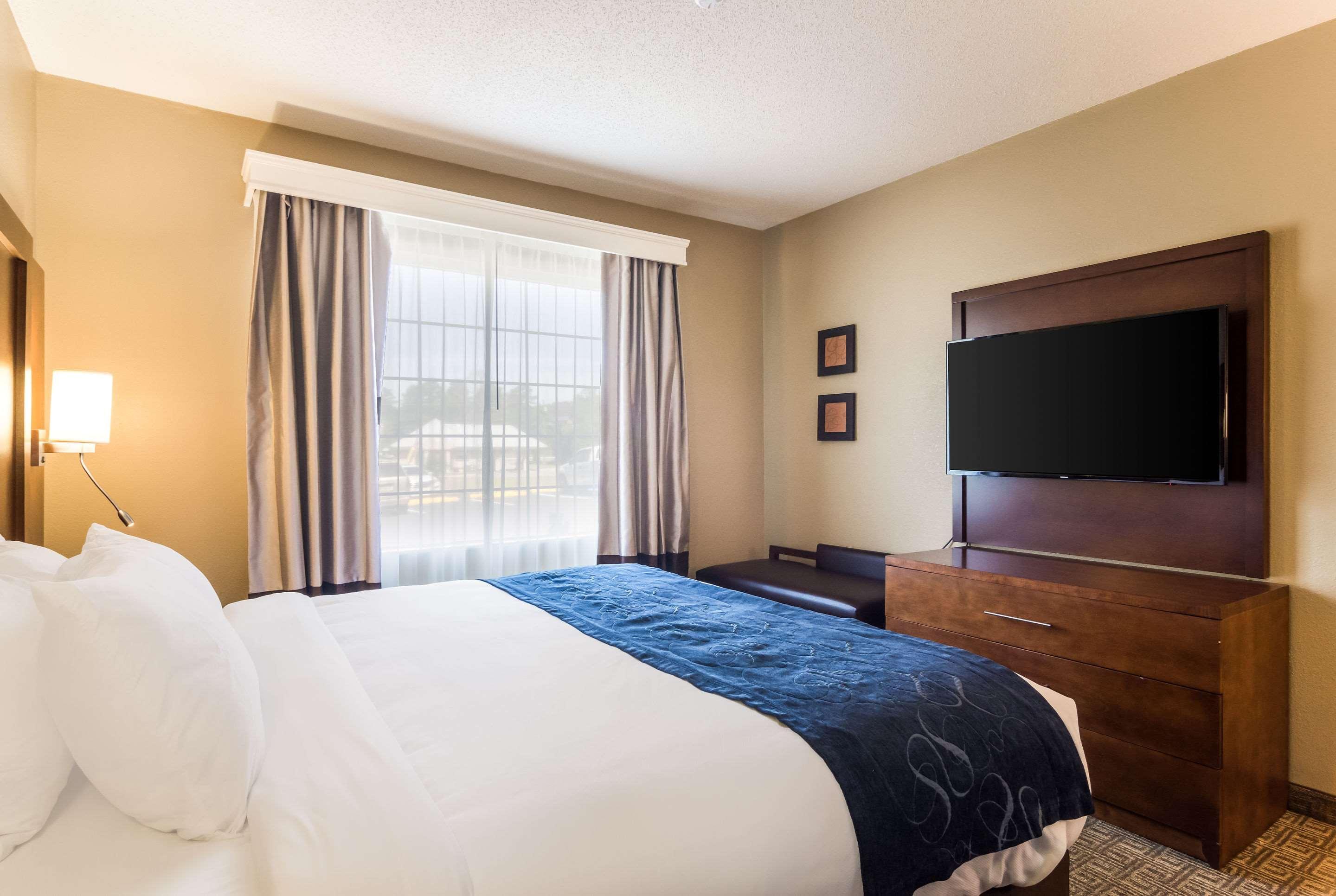 Comfort Suites Юфола Экстерьер фото