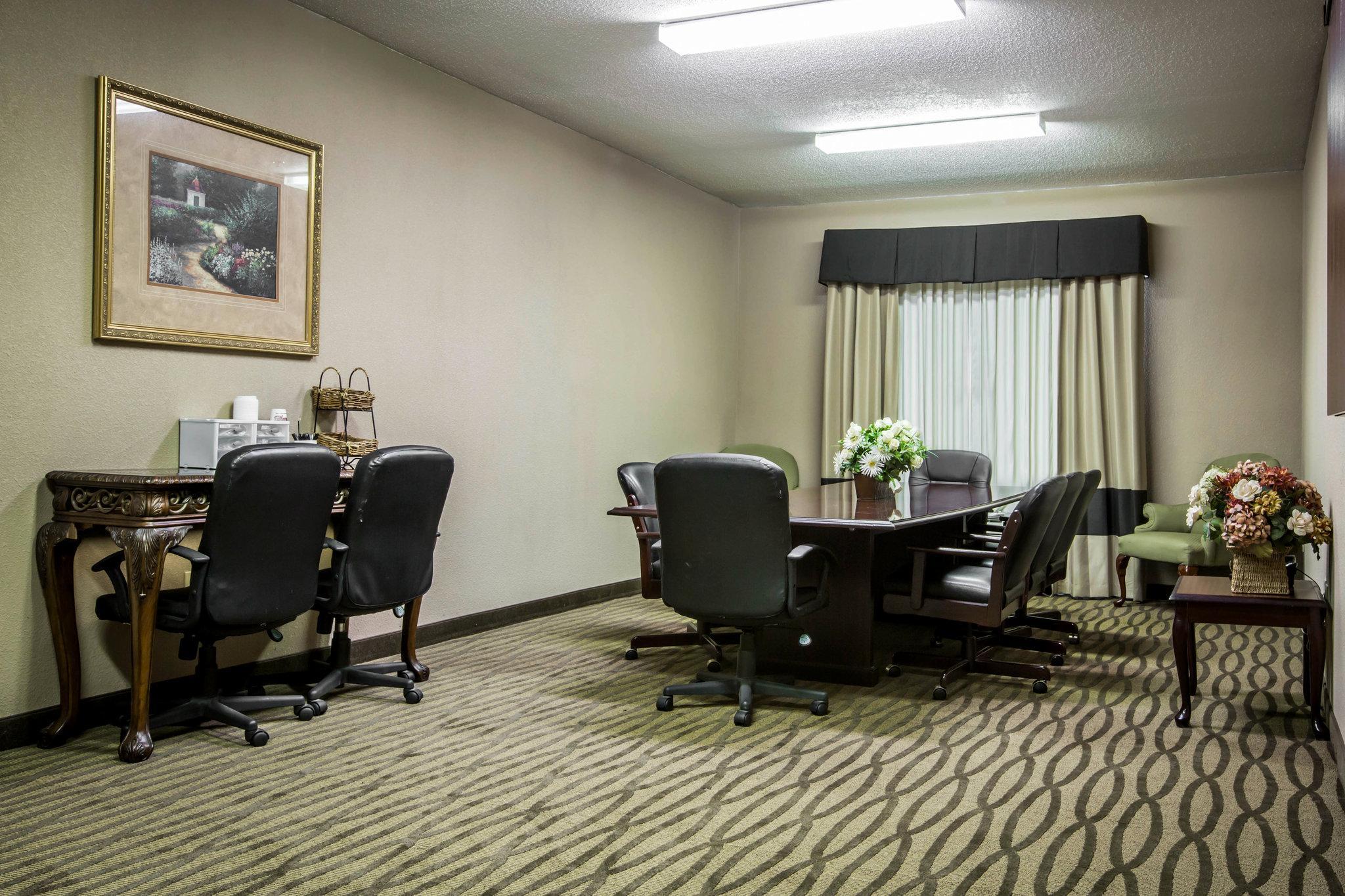 Comfort Suites Юфола Экстерьер фото