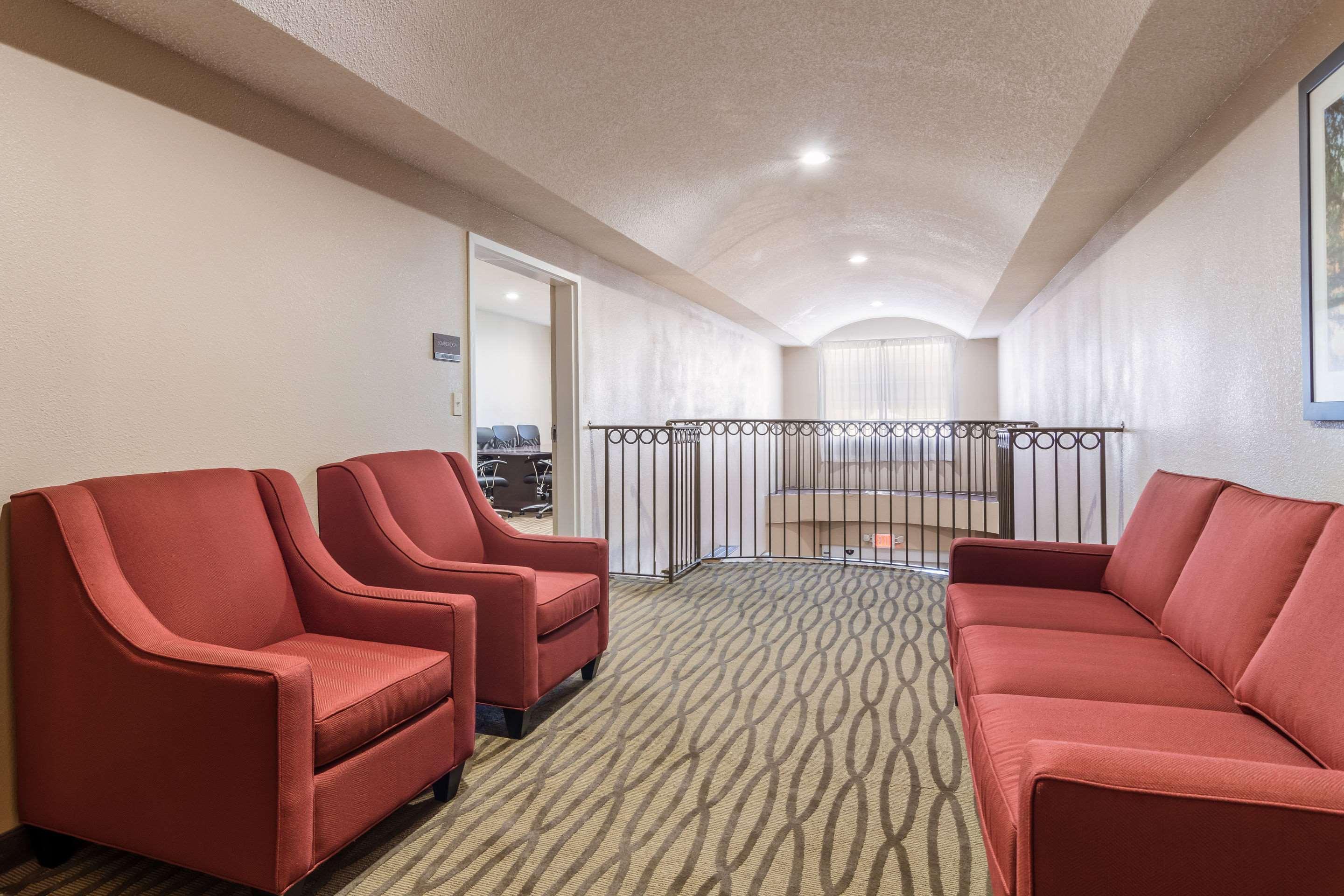 Comfort Suites Юфола Экстерьер фото
